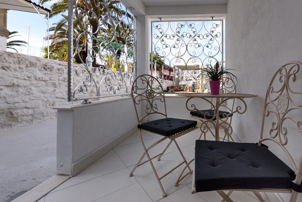 Studio Tironi 2 -Sonja Apartment Trogir Exterior foto
